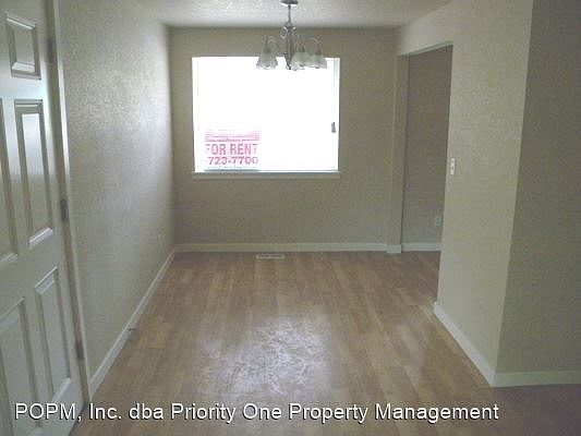 3rd image of 18035 SE Rose St