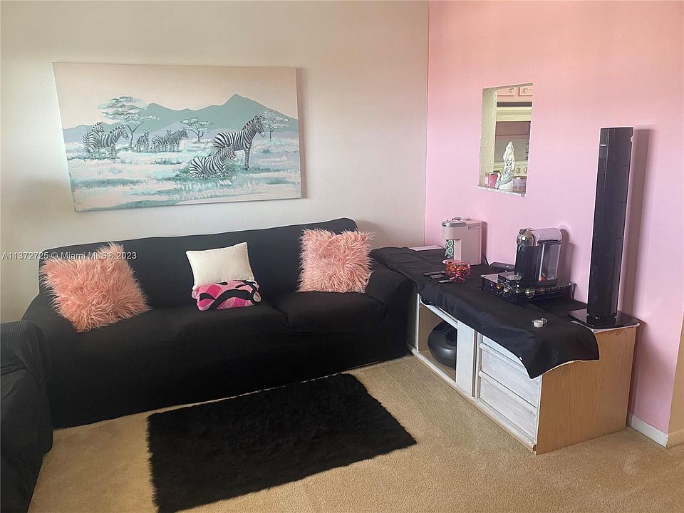 1st image of 9061 Sunrise Lakes Blvd APT 210