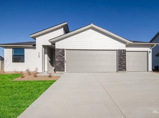 728 Strike Eagle St, Mountain Home, ID 83647