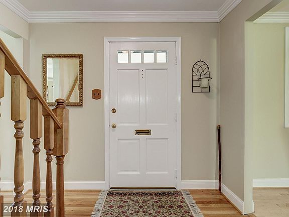 4th image of 10807 Drumm Ave