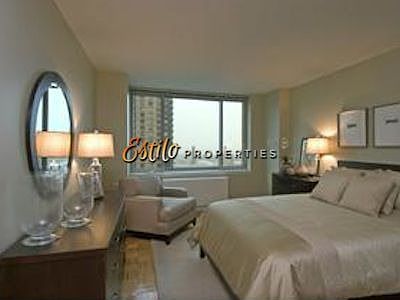 4th image of 101 W End Ave APT 31D
