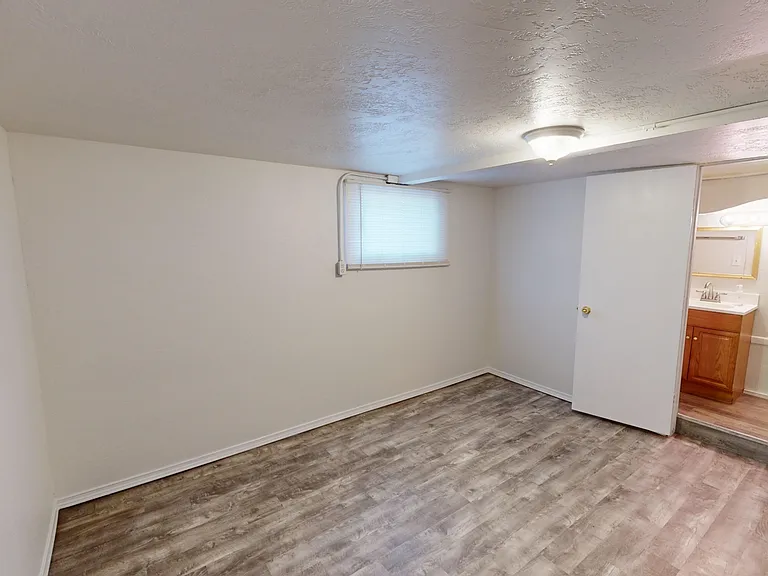 454 Cedar St #2 — Photo 7