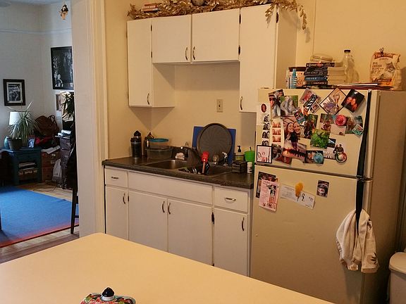 3rd image of 1227 N Milwaukee St #34
