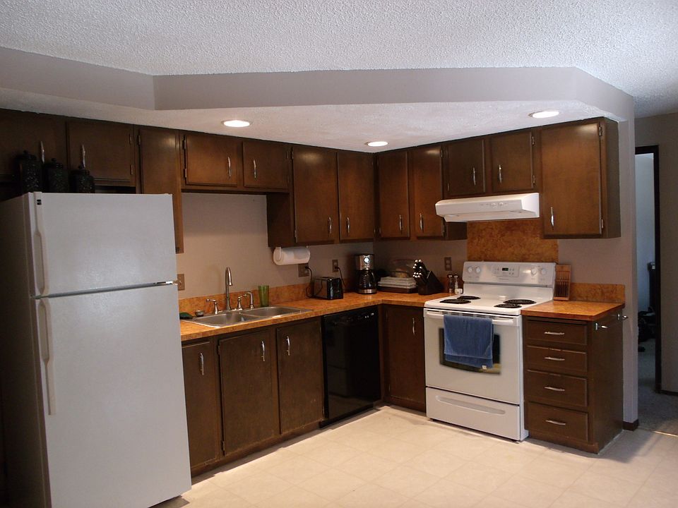 2nd image of 3037 Herrington Dr