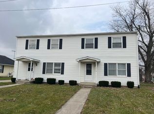 210 Stratford Dr, Adrian, MI 49221