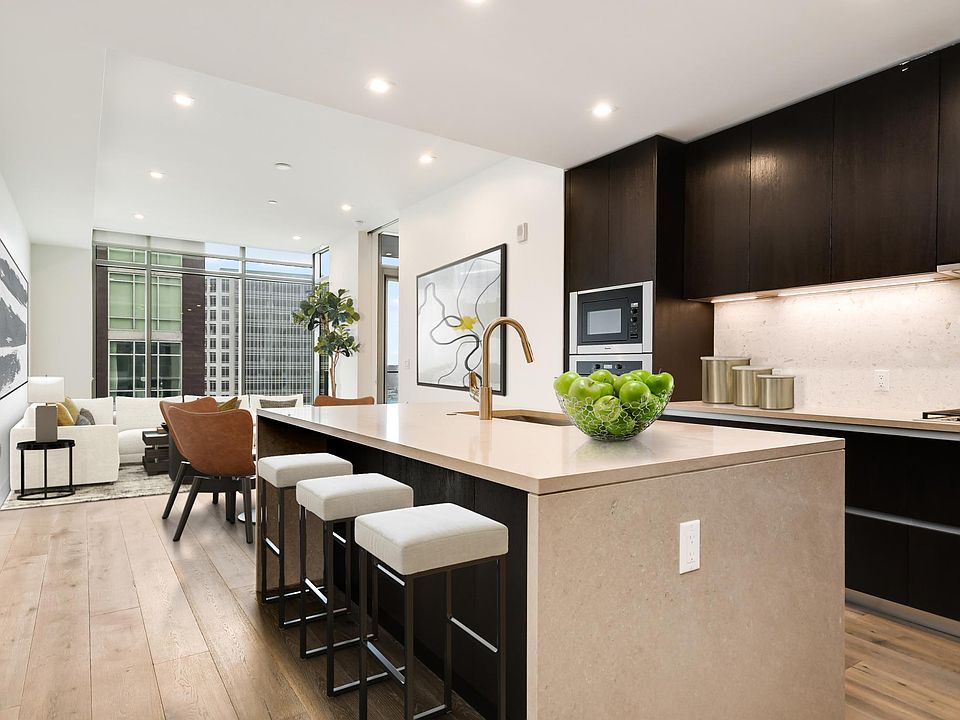 1st image of 501 West Ave APT 1102