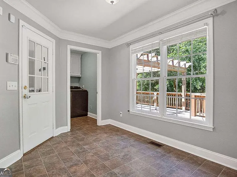 354 E Creek Bnd — Photo 13