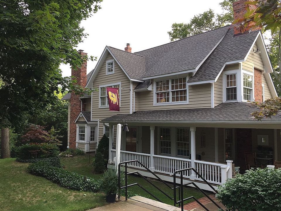 1st image of 46264 Frederick St