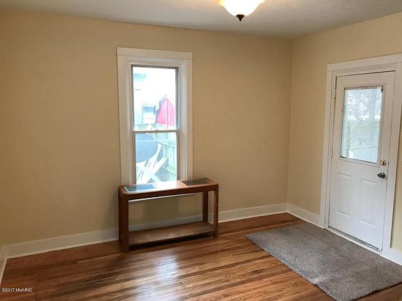 2nd image of 108 National Ave NW