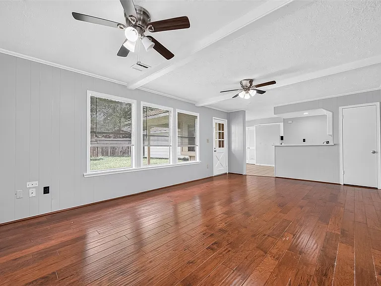 5703 Green Timbers Dr — Photo 22