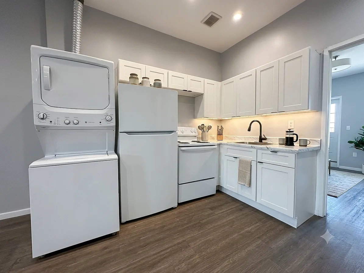 796 Mcdonald Avenue — Photo 4
