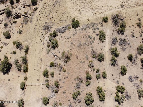 2nd image of 2245 Lions Trl