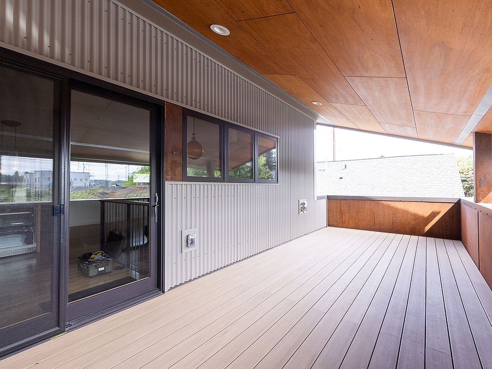 Second Floor outdoor deck.