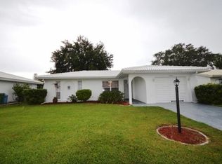 4106 Chinaberry Rd, Bradenton, FL 34208