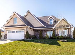 328 Brittingham Dr, Maryville, TN 37801