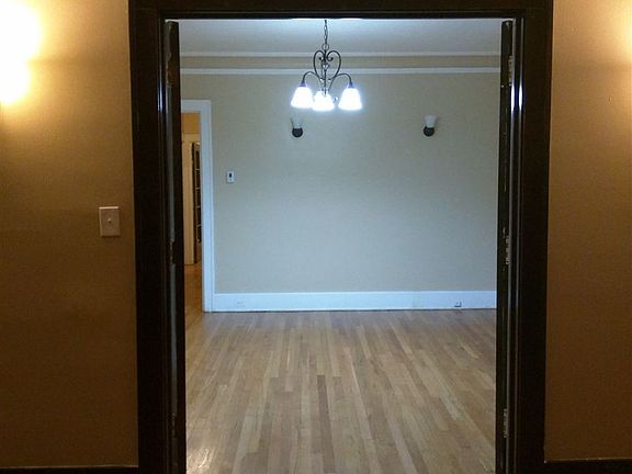 Entry into dining room
