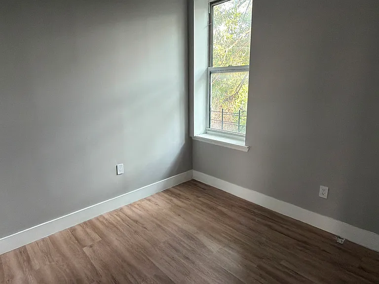 1151 Grant Ave #3E — Photo 5