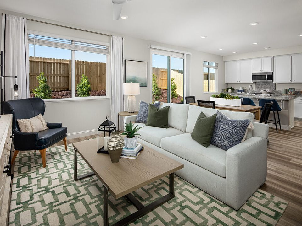 Sunridge_Plan_1_Model_Web-1