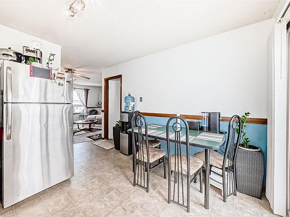 4th image of 10 SW Fairbank Rd #20