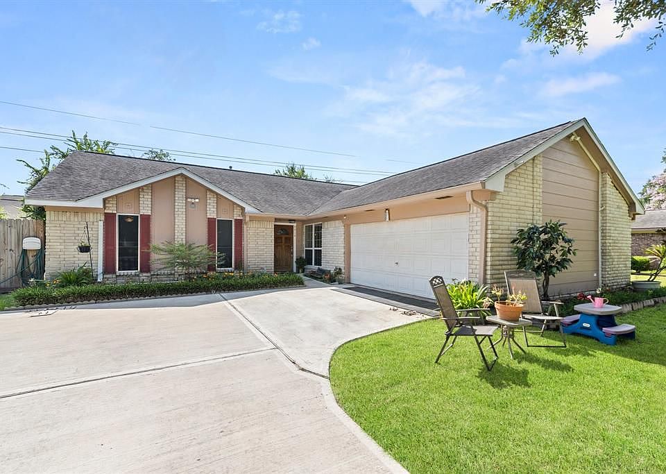 1st image of 4914 Tain Dr