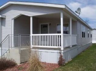 835 Wintergreen Dr, Hastings, MI