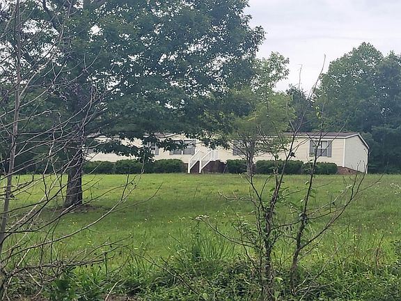 2nd image of 3420 Mountain Rd