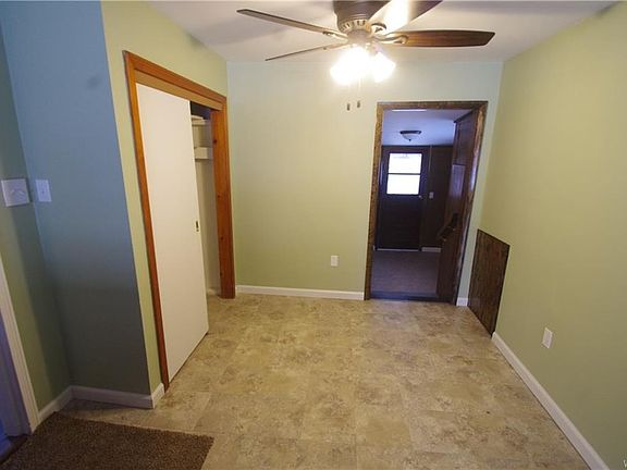 5th image of 258 Garfield Ave