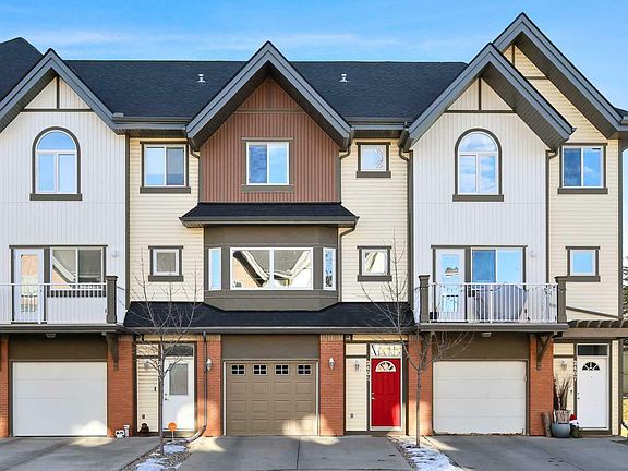 3rd image of 2405 Wentworth Vlg SW