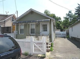 31 Meacham Ave, Elmont, NY 11003