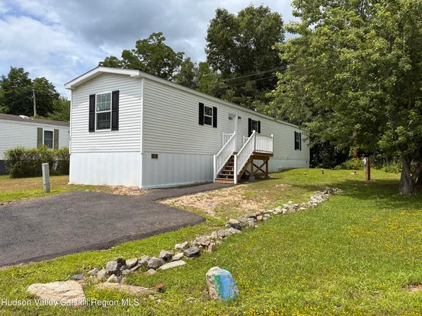1154 Us-9 #17, Stockport, NY 12574