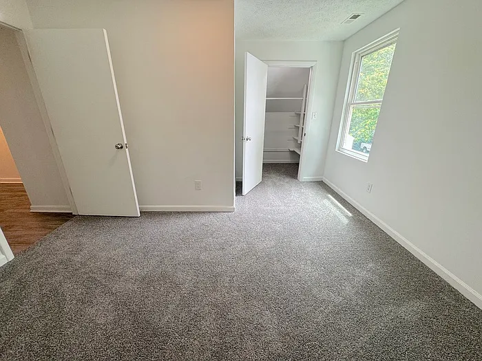 516 Homestead Ave — Photo 38