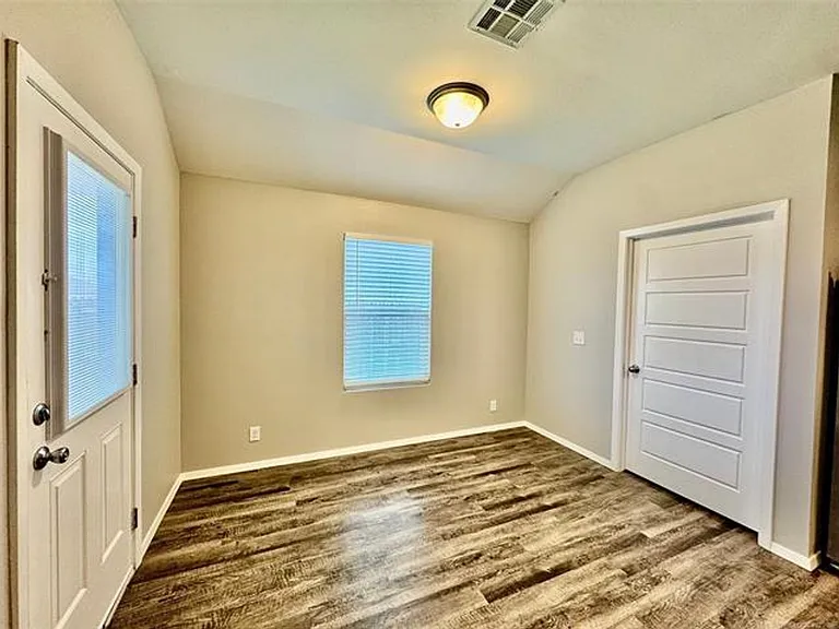 14315 N 73rd East Ave — Photo 11