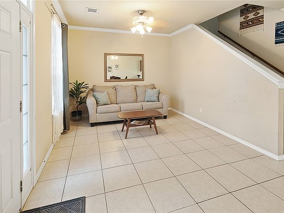 3rd image of 110 Forest Dr