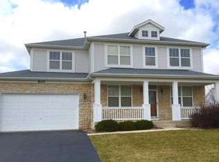 805 Baden Ave, Oswego, IL 60543
