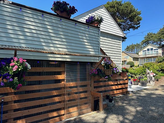 4th image of 3125 NW Marine Ave