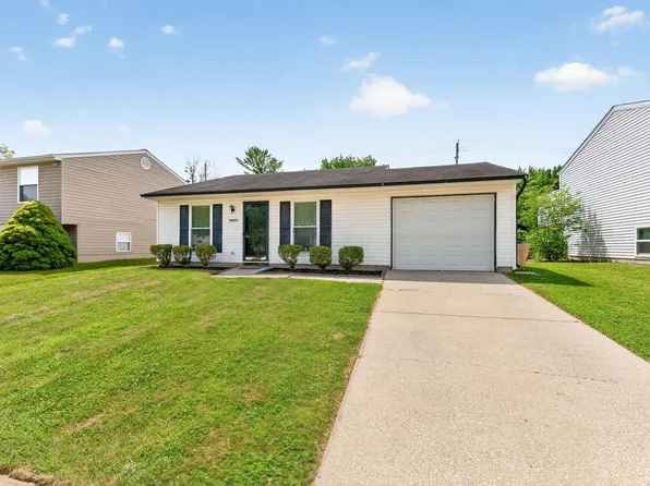 3885 Farm Brook Ln, Columbus, OH 43204