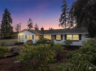 5702 42nd St W, University Place, WA 98466