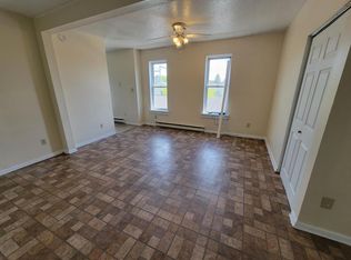 141-143 Division St #C, Amsterdam, NY 12010