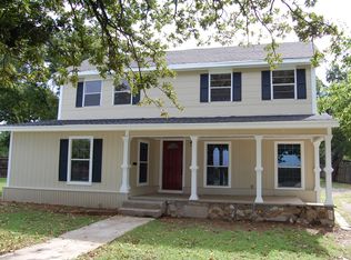 2801 Haynie St, Fort Worth, TX 76112