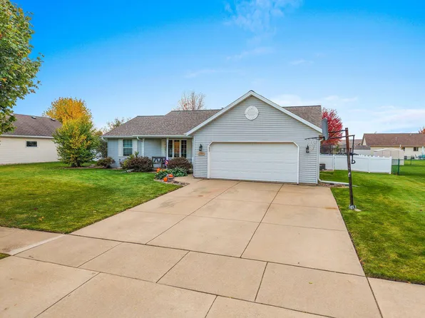 1404 S 9th St, De Pere, WI 54115