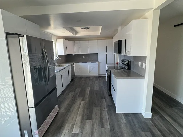 8545 Amador Ave — Photo 5