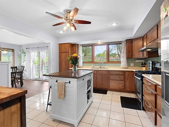 5th image of 4415 Appletree Ct