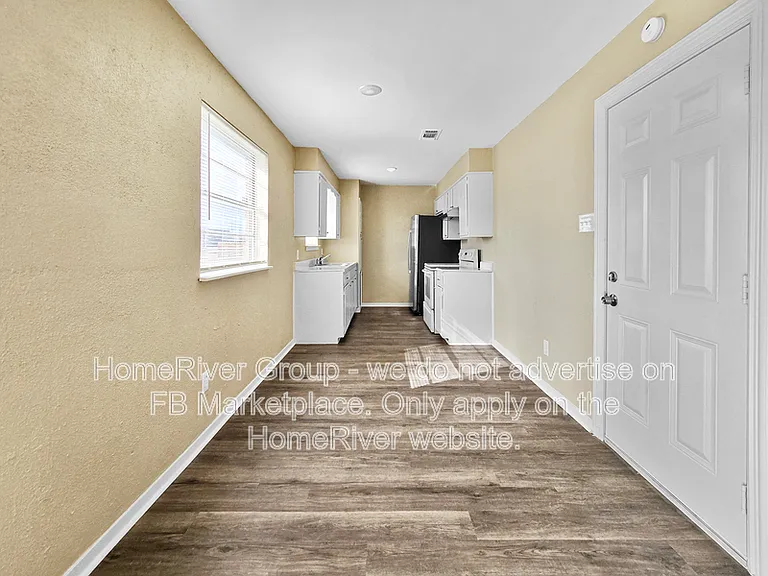 7453 Darien St — Photo 8
