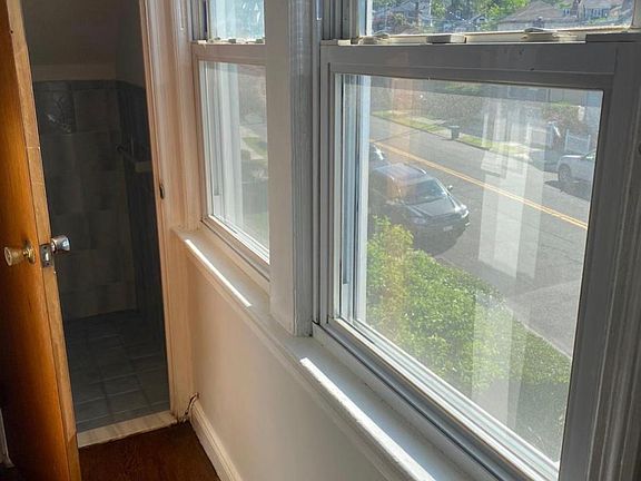4th image of 51 Delano Ave Floor 2