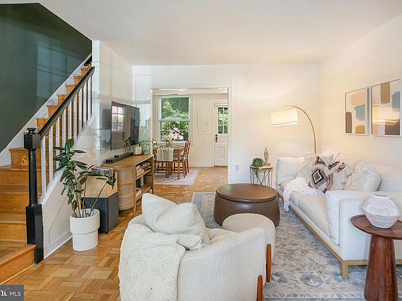 3rd image of 2701 16th St S APT 640