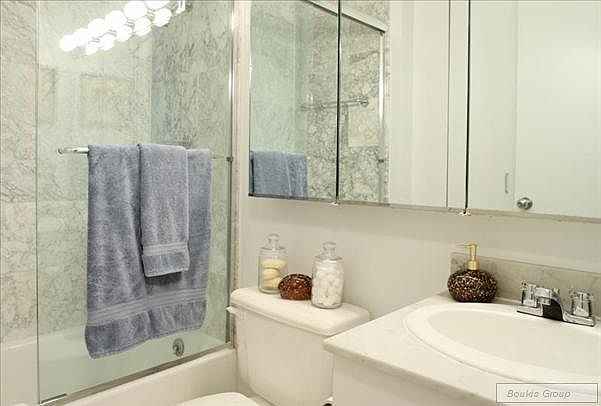 2nd image of 420 E 54th St APT 30A