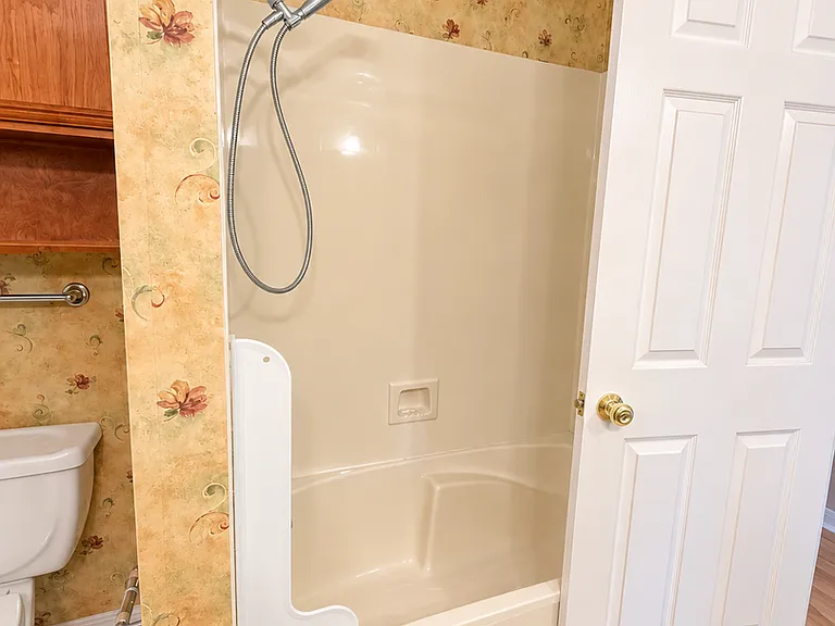 6037 Braeburn Ct — Photo 16