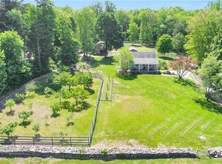 221 Banks Rd, Easton, CT 06612