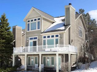 16 Chimney Rdg, Glen Arbor, MI 49636