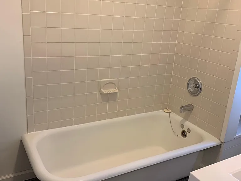 339 Wanamaker Ave #2 — Photo 11